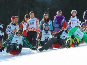 BIG BUSINESS: I Alpene er aking en stor aktivitet. Det arrangeres blant annet egne mesterskap og cuper. FOTO: SNOWCON